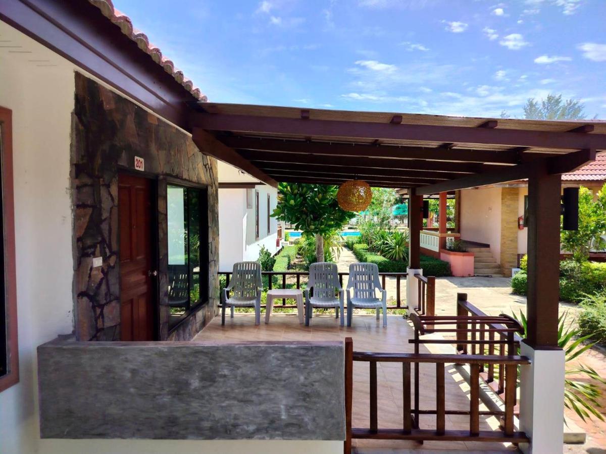 D.R. Lanta Bay Resort Ko Lanta Exterior foto